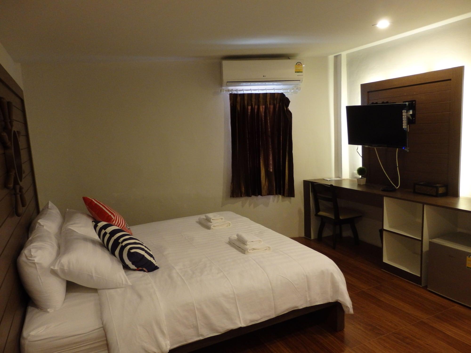 Bed By Cruise Hotel At Samakkhi-Tivanont Nonthaburi Exterior foto