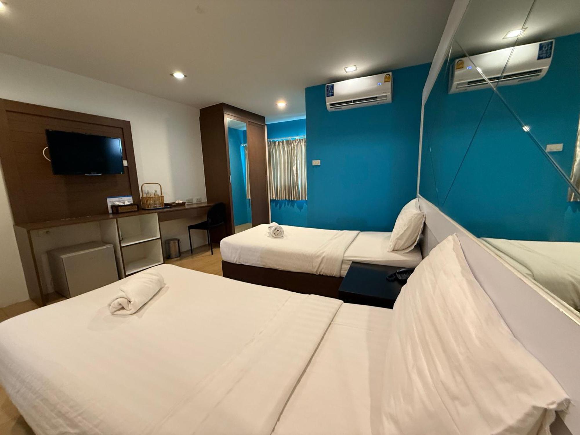 Bed By Cruise Hotel At Samakkhi-Tivanont Nonthaburi Exterior foto