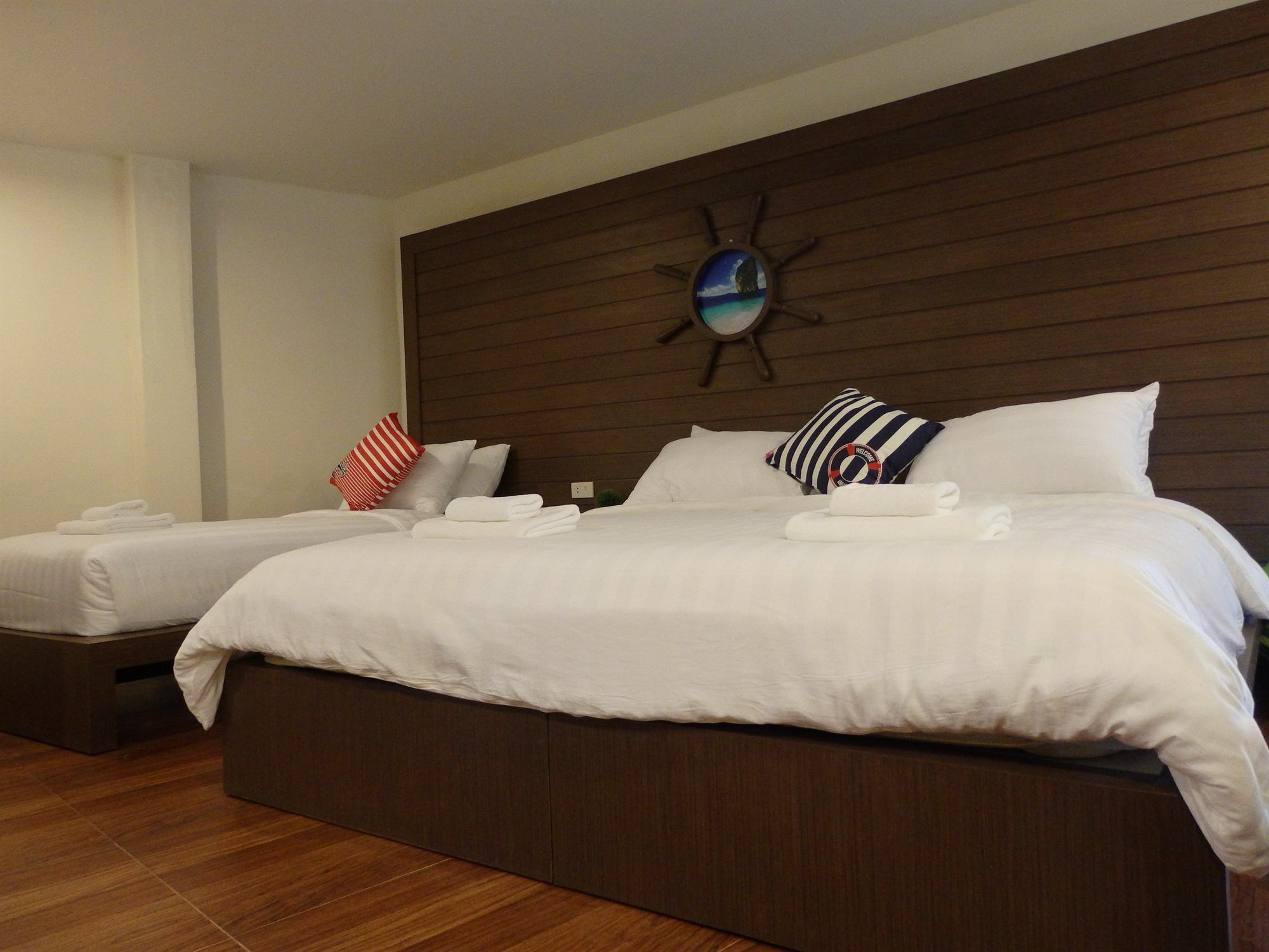 Bed By Cruise Hotel At Samakkhi-Tivanont Nonthaburi Exterior foto